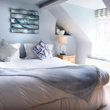 3 Bed Coastal Stay, Scoresby *
