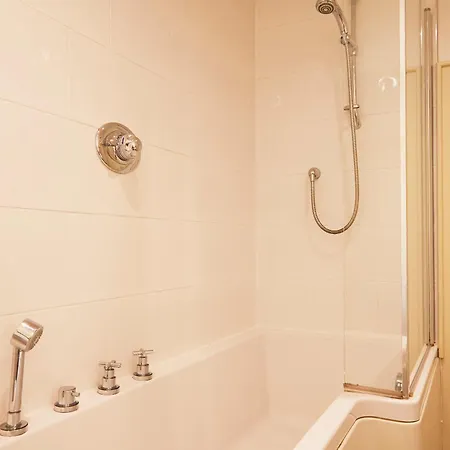 3 Bed Coastal Stay, Scoresby Holiday home Whitby