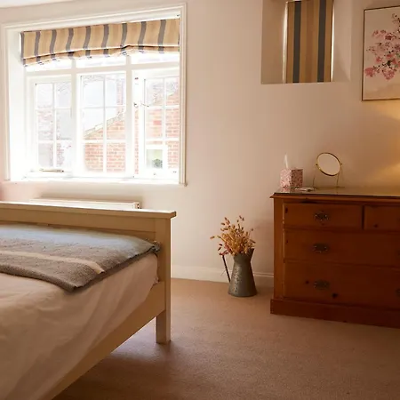 3 Bed Coastal Stay, Scoresby Holiday home