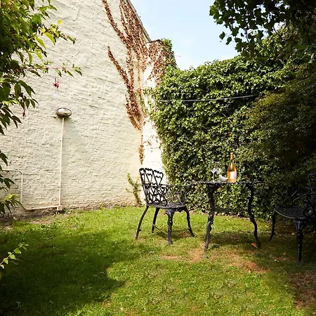 3 Bed Coastal Stay, Scoresby * Whitby